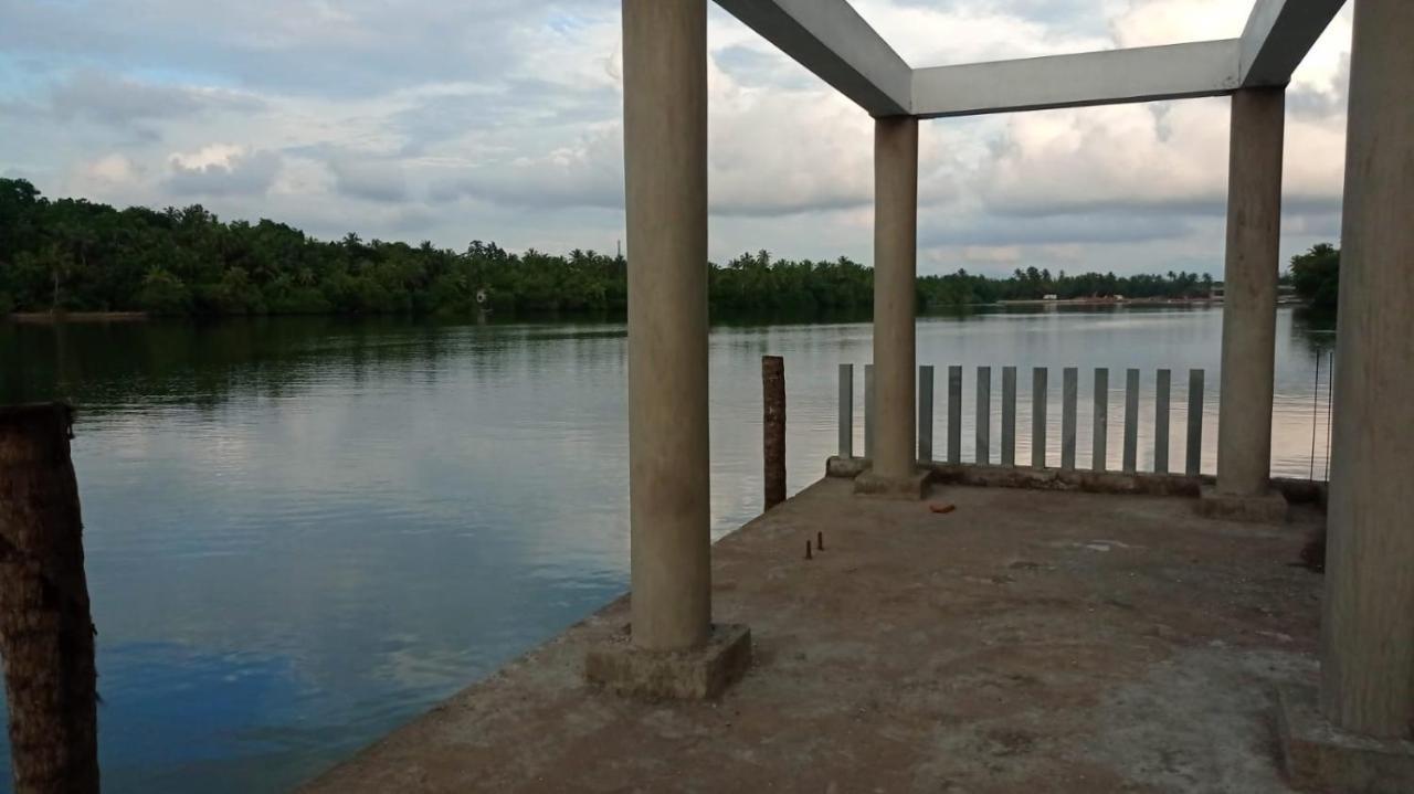 Shruthi'S Aarohi-Nature'S Retreat Mulappilangād エクステリア 写真